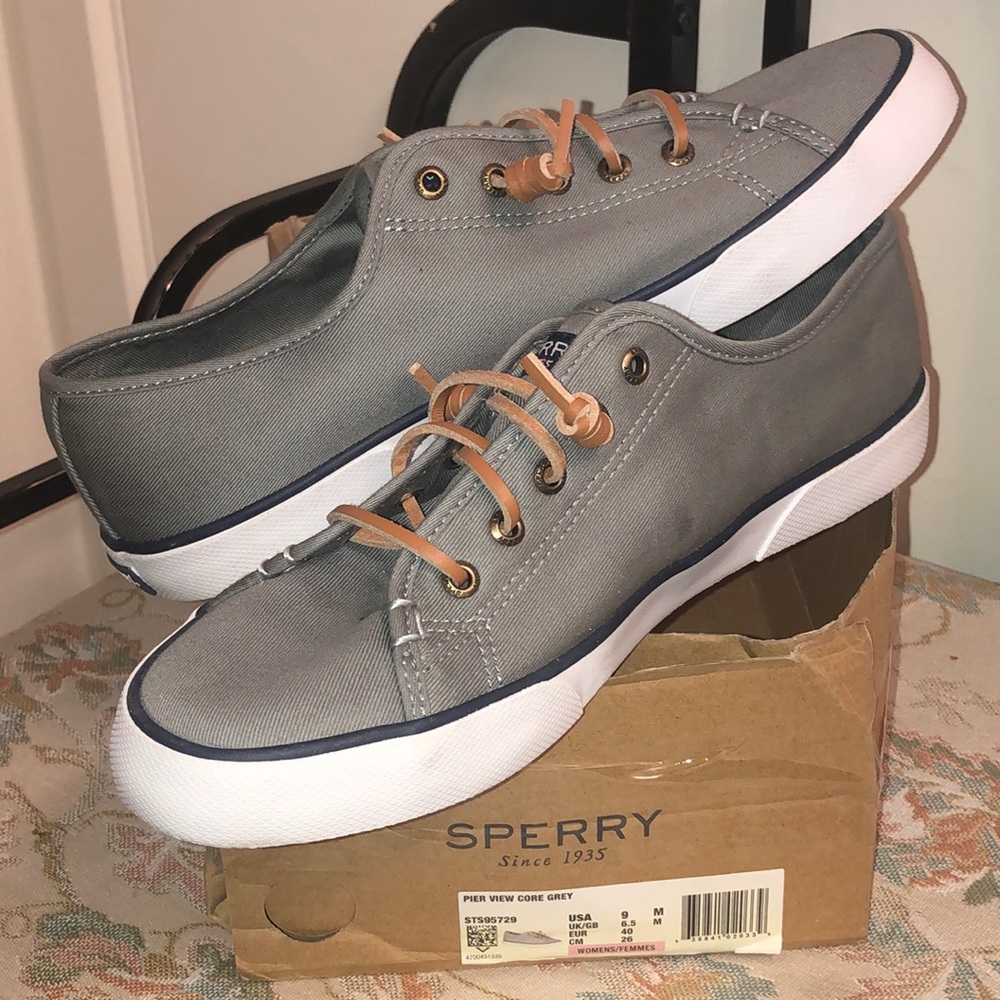 Sperry Woman’s Pier View Sneakers Core Grey NEW